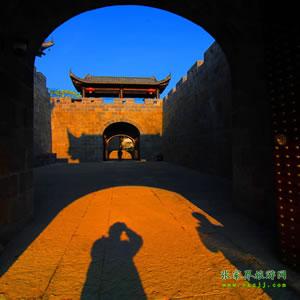 單獨成團M線：張家界袁家界、乾州城四天三晚獨立成團游